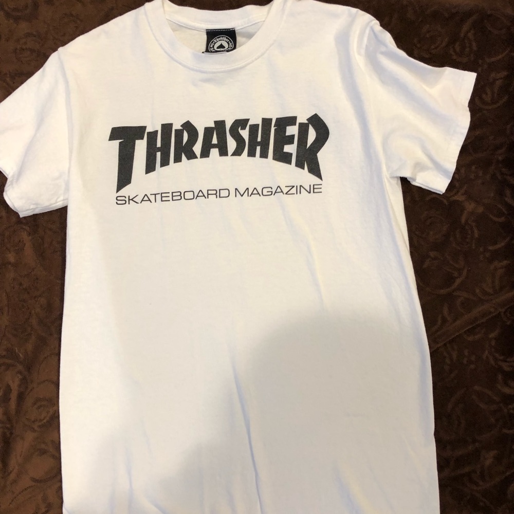 A white thrasher shirt.